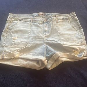 BRAND NEW TORRID SHORTS